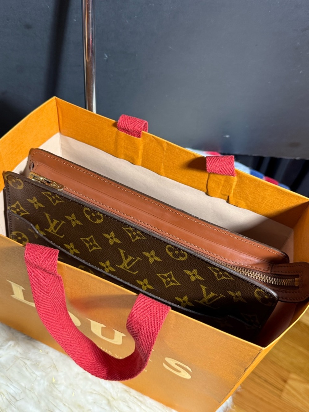 Louis Vuitton Pochette Homme Clutch Pouch Monogram Unisex - Picture 14 of 16